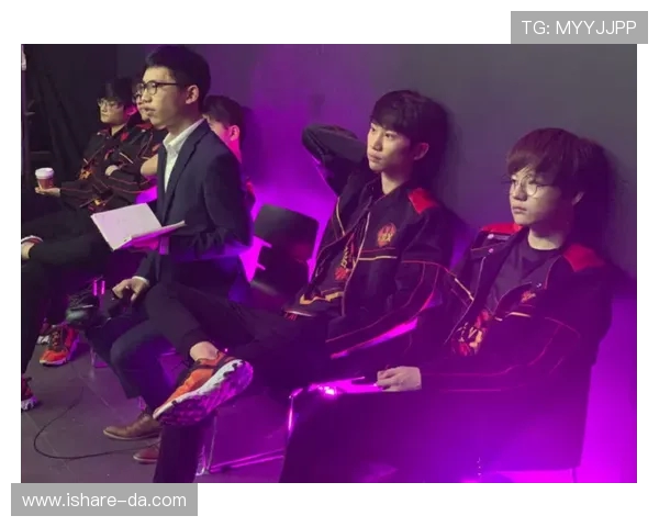 最新英雄联盟战队排名揭晓RNG强势领跑TOP10榜单分析