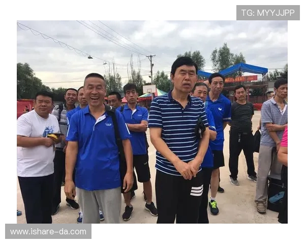 李强专访：从乒乓球小将到世界冠军的心路历程回顾