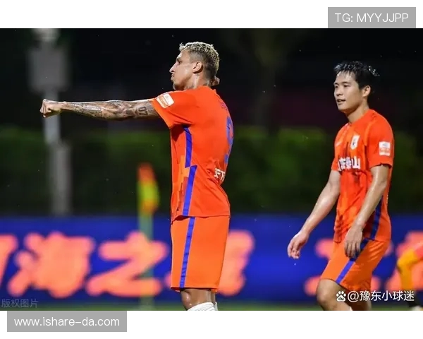 杭州足球队强势领跑大师赛积分榜66分优势显著