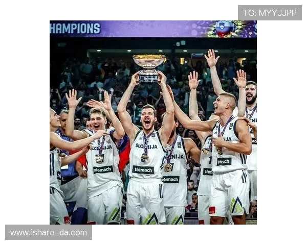 深圳羽毛球队在欧锦赛积分榜上以94分稳居第一展现强劲实力