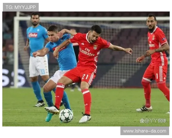 本菲卡与流浪者激战正酣谁能在欧战中笑到最后