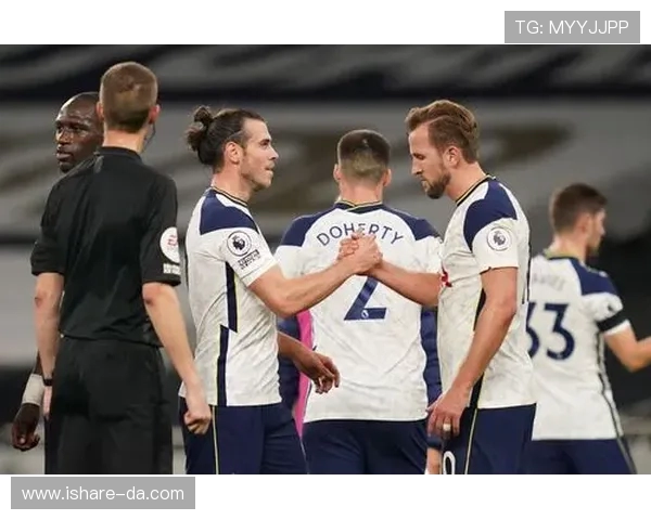 英超激战西布朗迎战斯拉维亚球队实力对决引发球迷热议