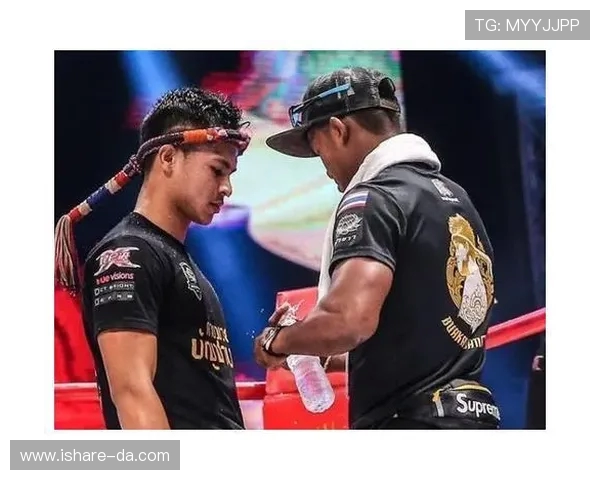 苏波邦与金童的巅峰对决谁能笑到最后揭开拳坛新篇章