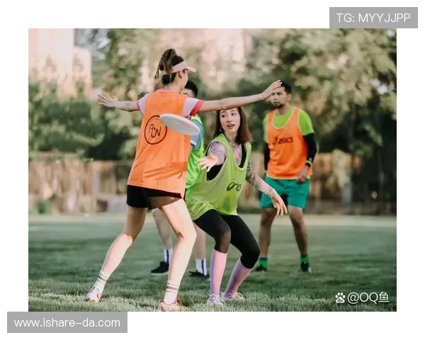 飞盘竞技的魅力与挑战：深入解析北京飞盘队的战术布局与团队协作